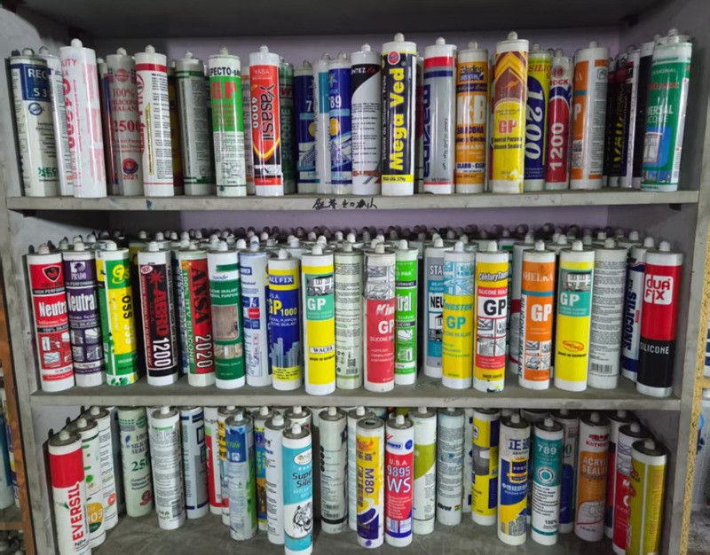 5Smooth Finish Acrylic Sealant for Decoration 5Smooth Finish Acrylic Sealant for Decoration