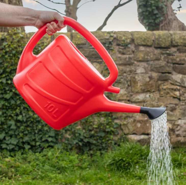 6 water can lawn care supplier 6 water can lawn care supplier